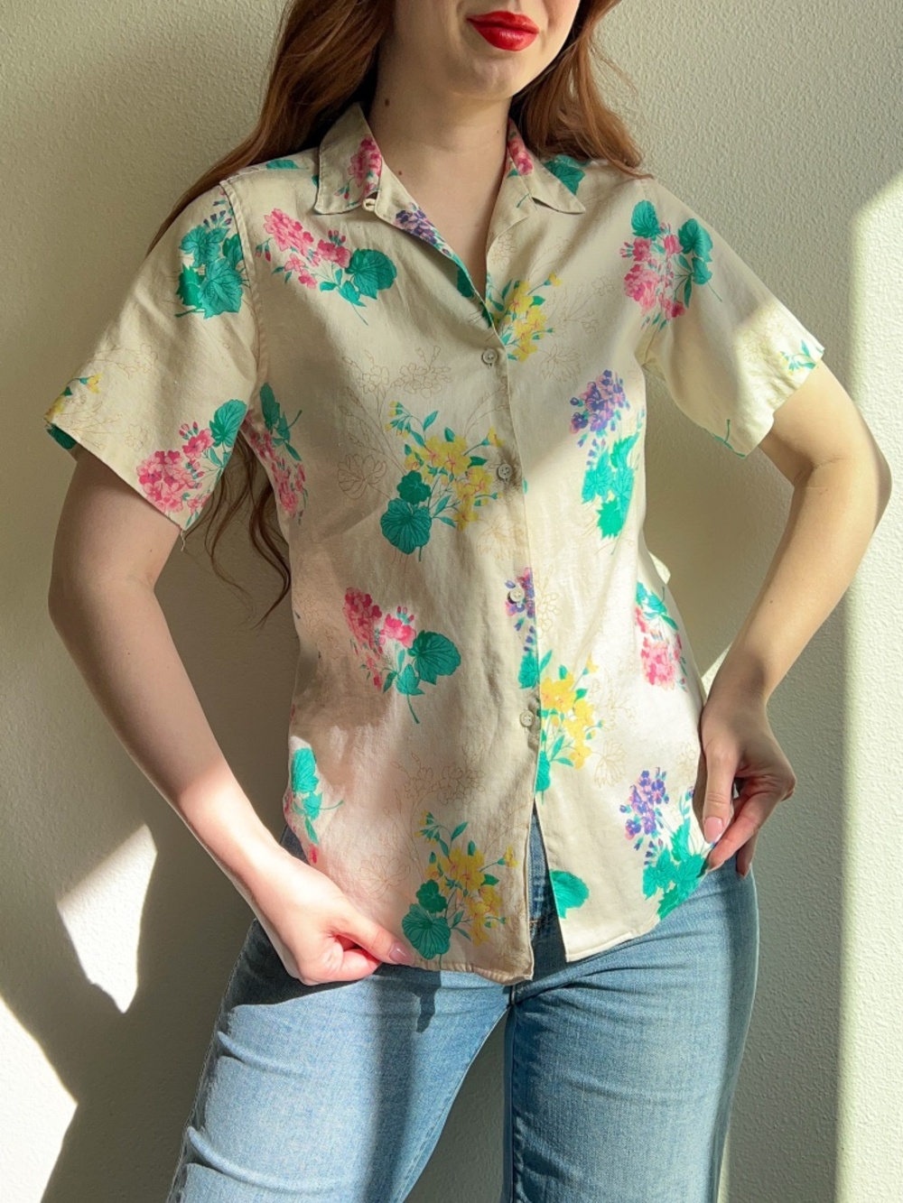 Vintage 1980s Linen Button-Down With Summer Floral Print (S/M)
